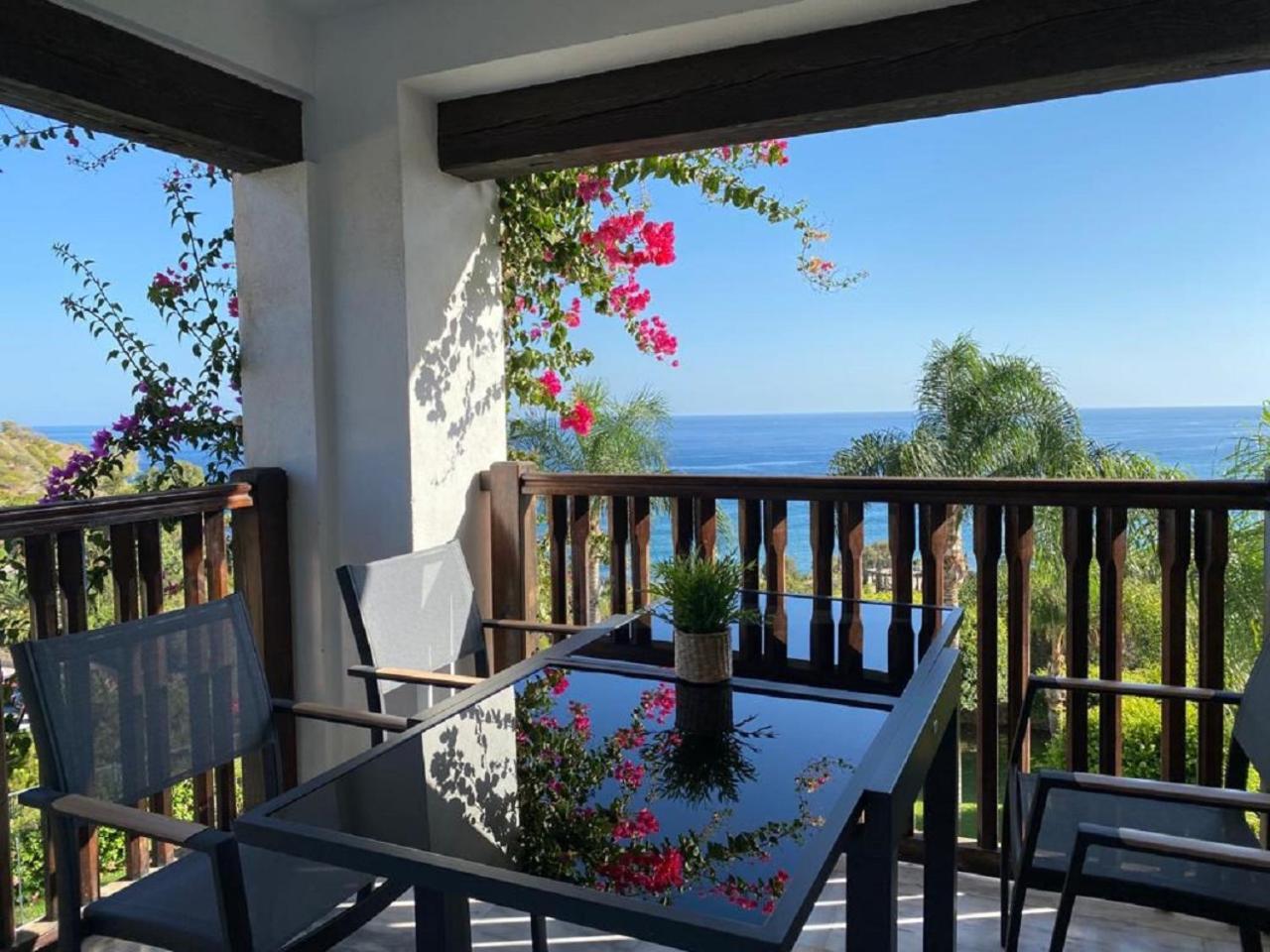 Sunandsea Apartment Альмуньекар Экстерьер фото